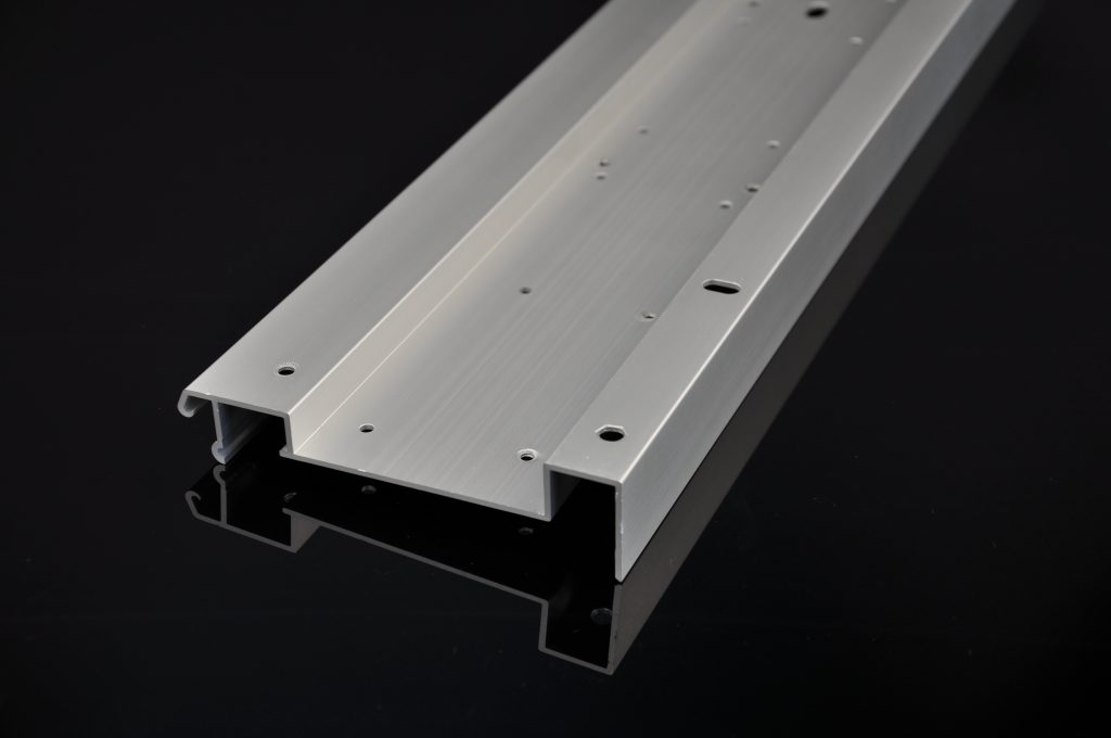 不同牌號(hào)的鋁型材的應(yīng)用場景和優(yōu)缺點(diǎn)分析插圖 不同牌號(hào)的鋁型材的應(yīng)用場景和優(yōu)缺點(diǎn)分析插圖